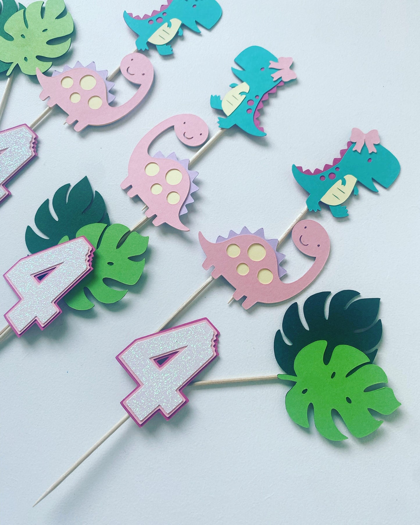 Dinosaur cupcake toppers