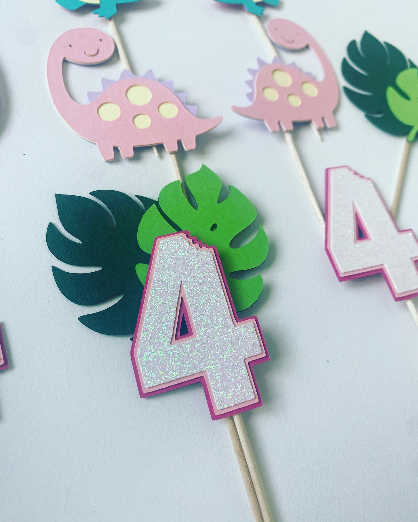 Dinosaur cupcake toppers
