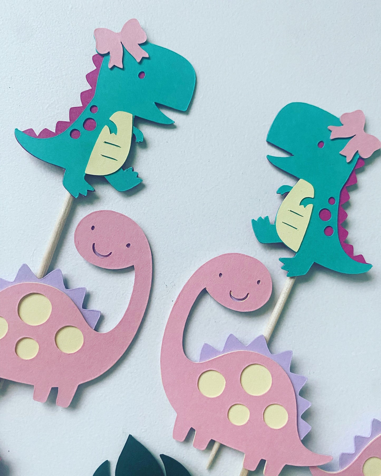 Dinosaur cupcake toppers